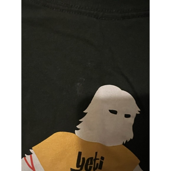 American Red Cross Yeti Shirt Mens L Green Tee Outdoor Athletic Donate Blood - Picture 2 of 12